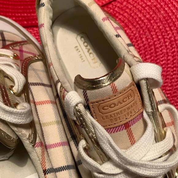 COACH Barrett TAT/MET sneakers size: 6B, NEW! These beauties are perfect! - Picture 6 of 10